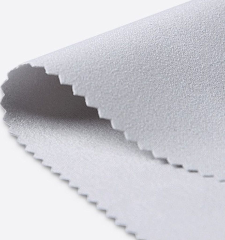 宁阳苹果手机维修分享iPhone 和 AirPods 如何清洁 